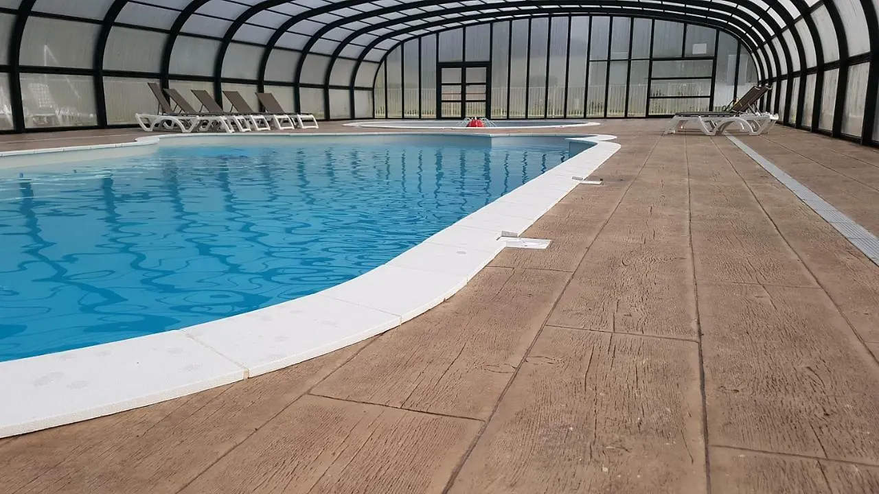 Campsite Camping Saint Laurent Ploemel France