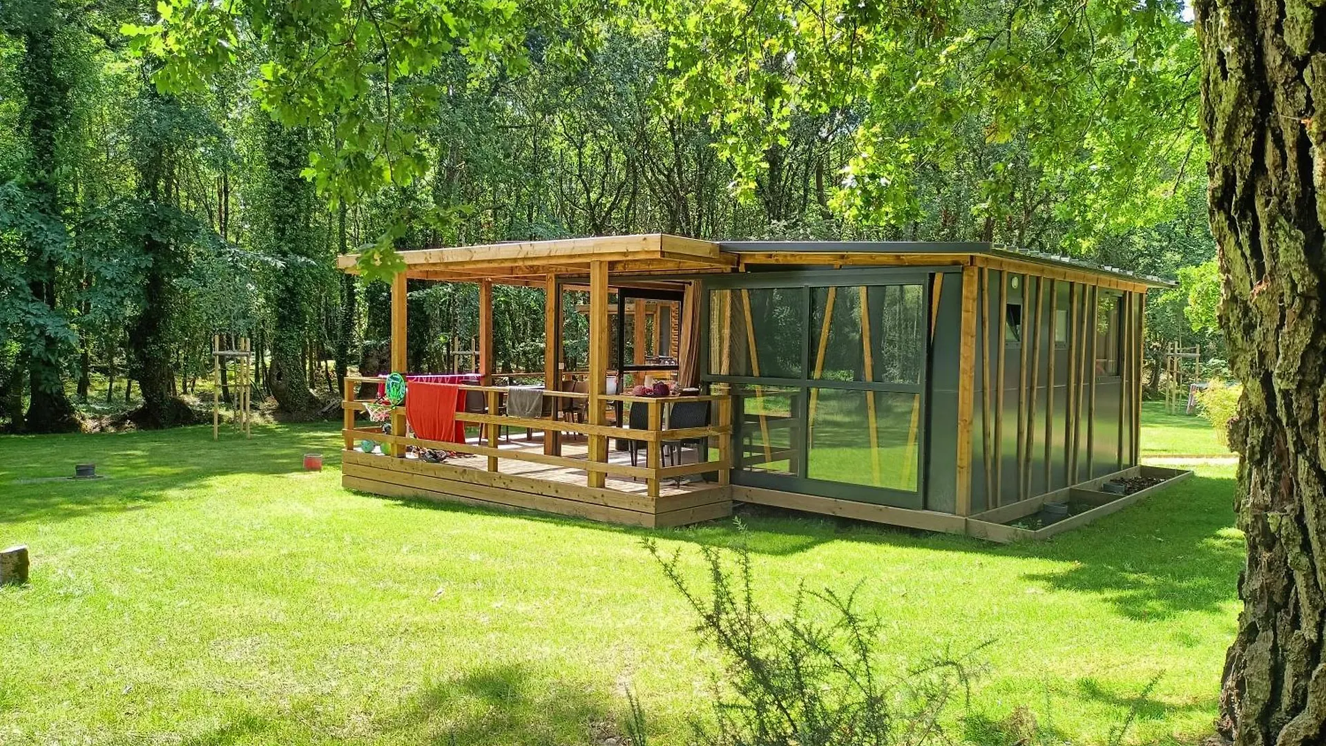 Campsite Camping Saint Laurent Ploemel